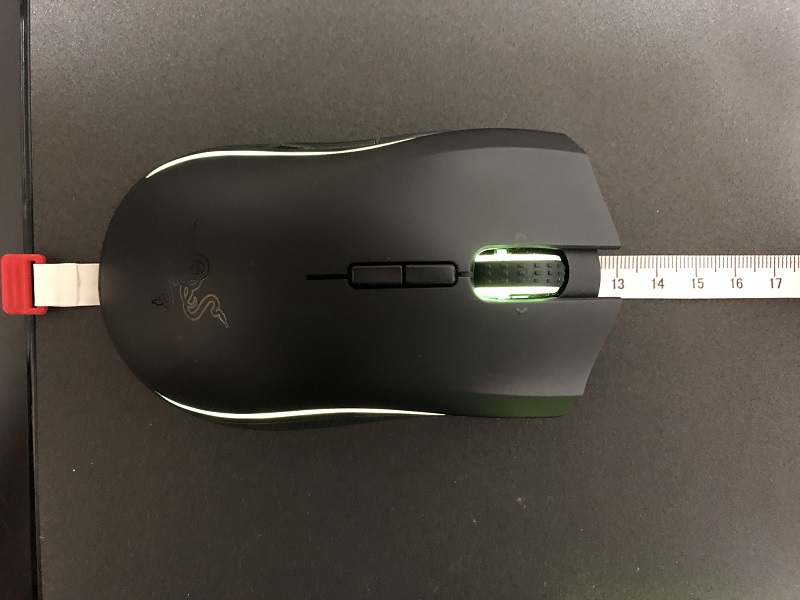 RAZER MAMBA 高さ