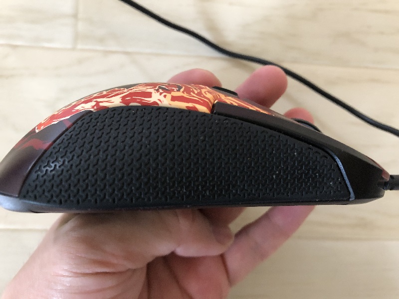 RIVAL 310 側面