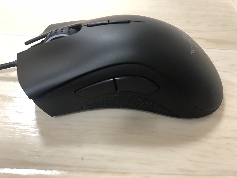 razer-deathadder-elite 左側