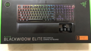 RAZER BLACKWIDOW ELITEの外箱